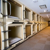 What is it like staying overnight in a Japanese capsule hotel?