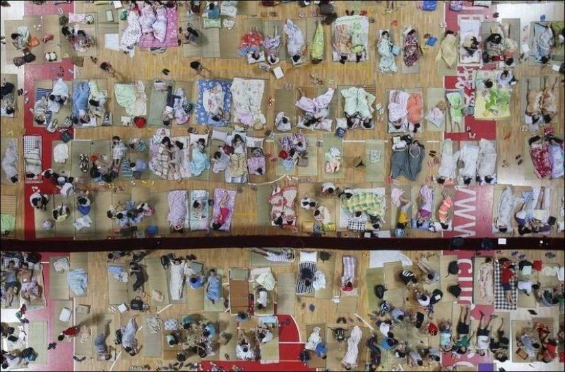 What saves Chinese students from the heat?