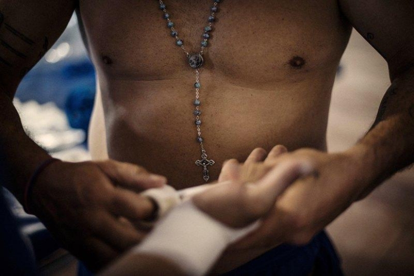 What the most bloodthirsty kind of football looks like - Calcio Florentino What the most bloodthirsty kind of football looks like - Calcio Florentino