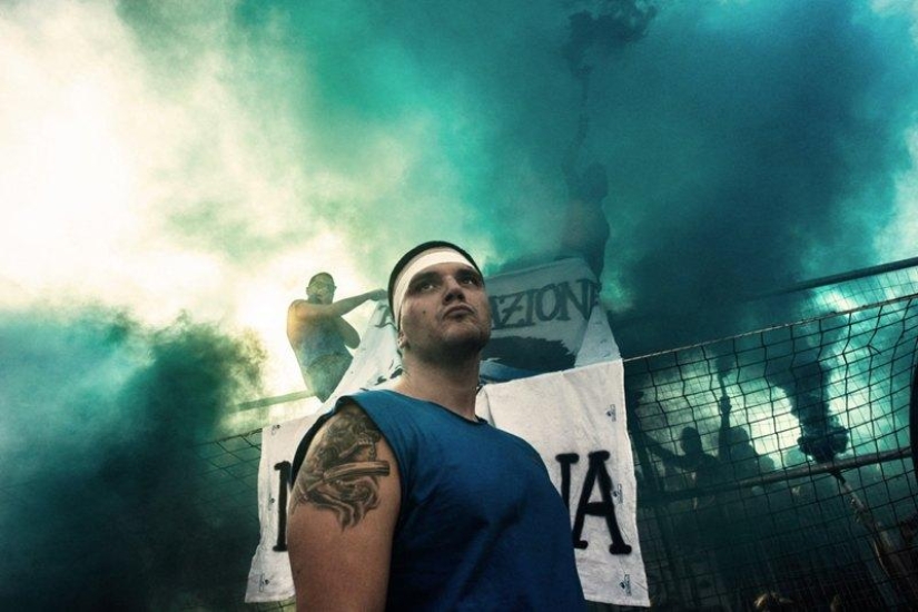 What the most bloodthirsty kind of football looks like - Calcio Florentino What the most bloodthirsty kind of football looks like - Calcio Florentino