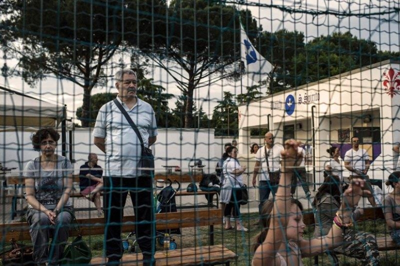 What the most bloodthirsty kind of football looks like - Calcio Florentino What the most bloodthirsty kind of football looks like - Calcio Florentino