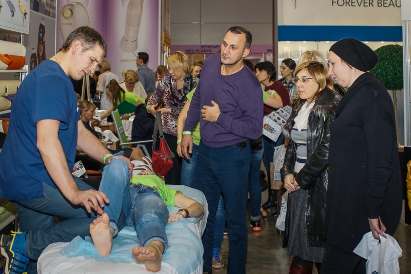 What to do at a professional cosmetics exhibition if you don't work in a beauty salon What to do at a professional cosmetics exhibition if you don't work in a beauty salon