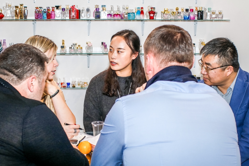 What to do at a professional cosmetics exhibition if you don't work in a beauty salon What to do at a professional cosmetics exhibition if you don't work in a beauty salon