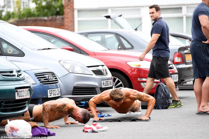 What's going on behind the scenes of the bodybuilding championship