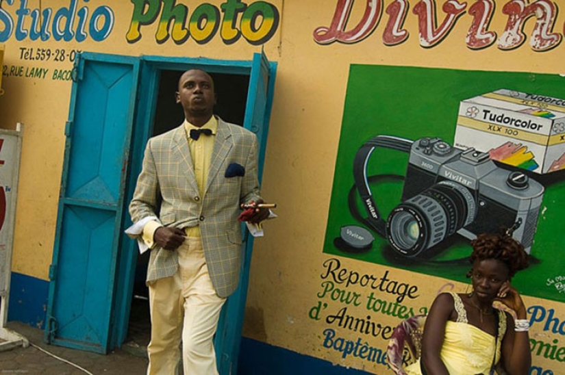 When the eternal crisis is on the side: luxury with a salary of 18 pence