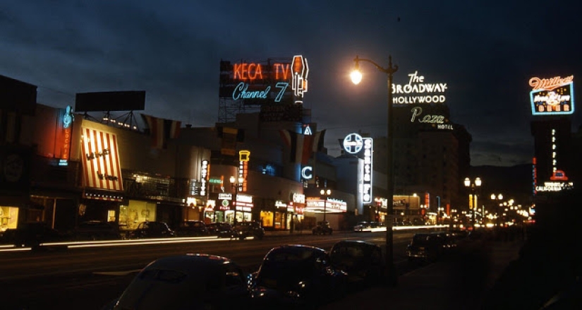 While the USSR was at war with the fascists: color photos of peaceful Los Angeles during World War II and after