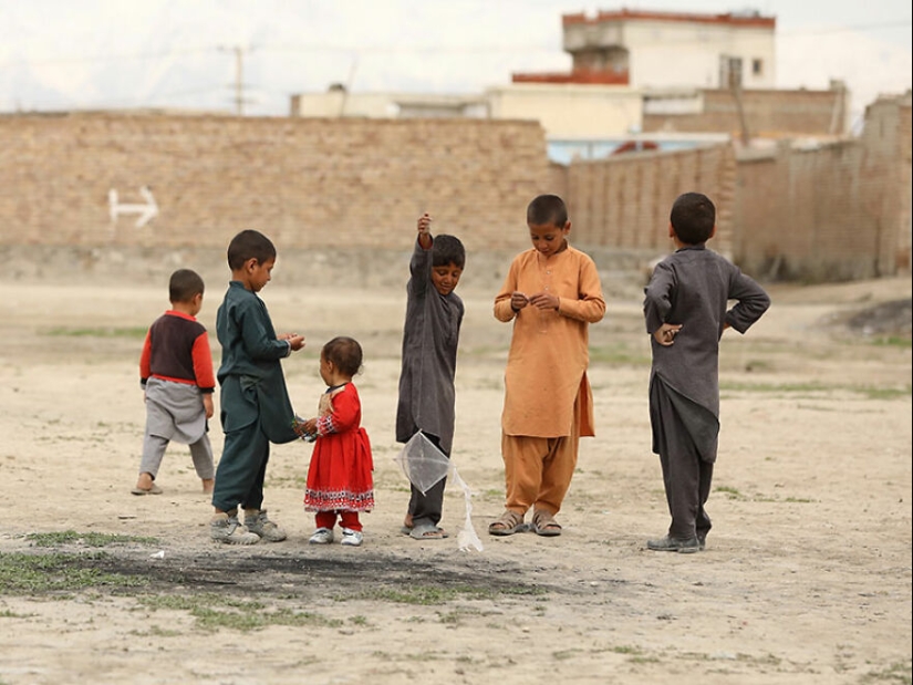 While Traveling In Afghanistan, I Saw This Country In A Different Light; Here Are 15 Photographs I Took