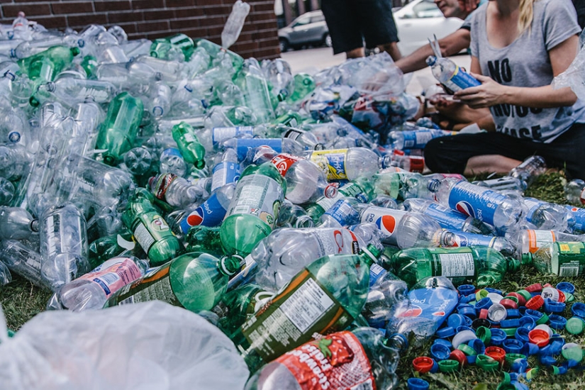 Why did the photographer drown the mermaids in plastic bottles Why did the photographer drown the mermaids in plastic bottles