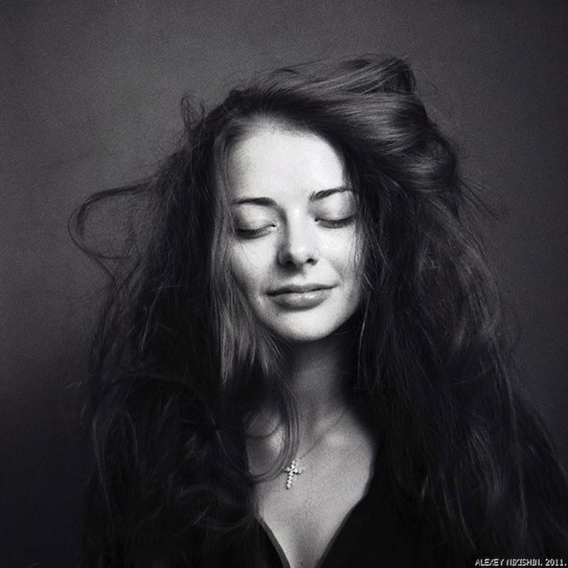 Without masks - touching portraits of Russian stars Without masks - touching portraits of Russian stars