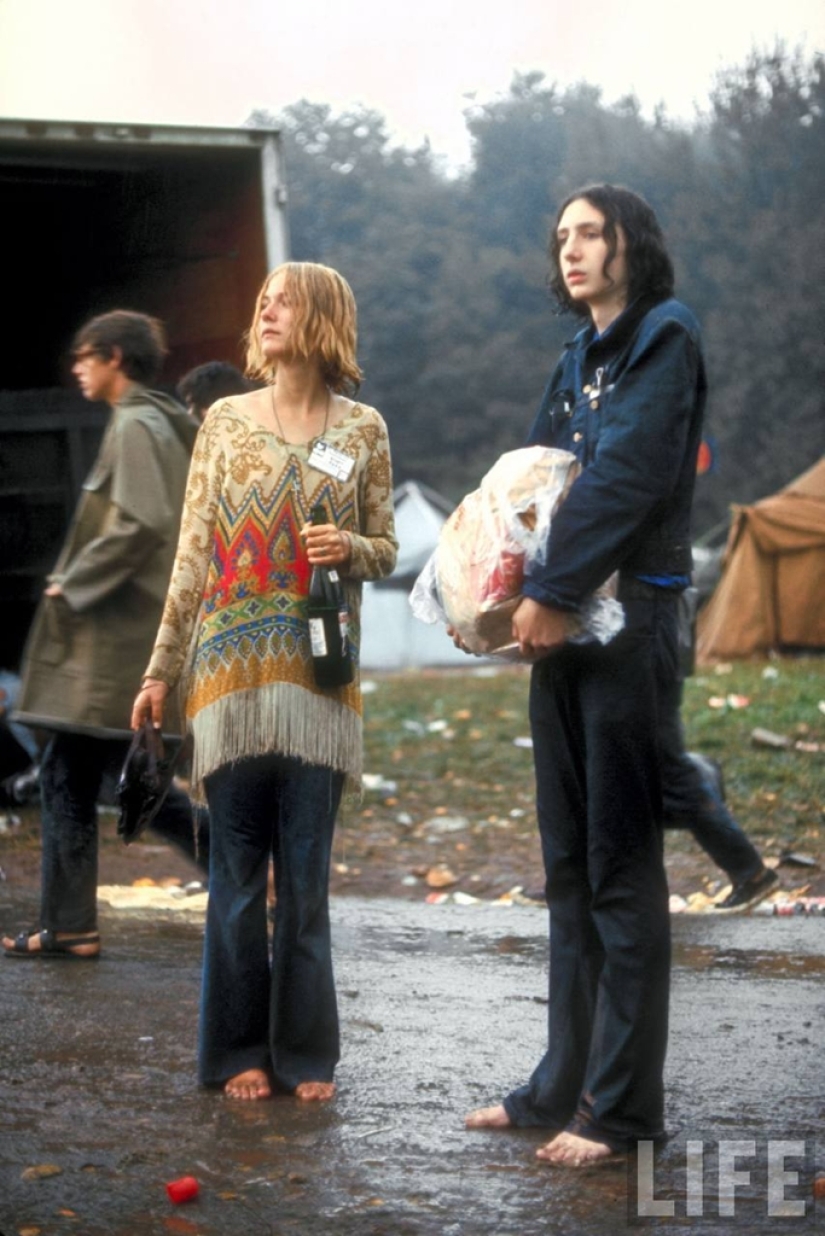 "Woodstock" in 1969 in pictures of LIFE magazine "Woodstock" in 1969 in pictures of LIFE magazine