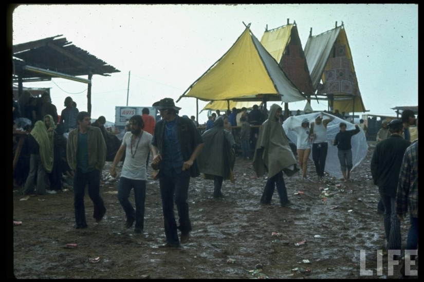 "Woodstock" in 1969 in pictures of LIFE magazine "Woodstock" in 1969 in pictures of LIFE magazine
