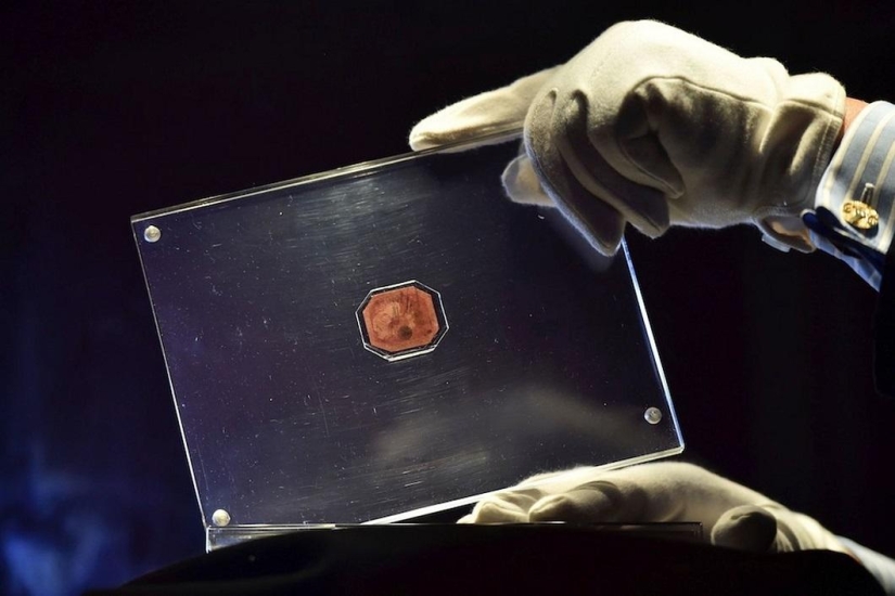 World&#39;s Most Expensive British Guiana Postage Stamp to Be Auctioned in New York