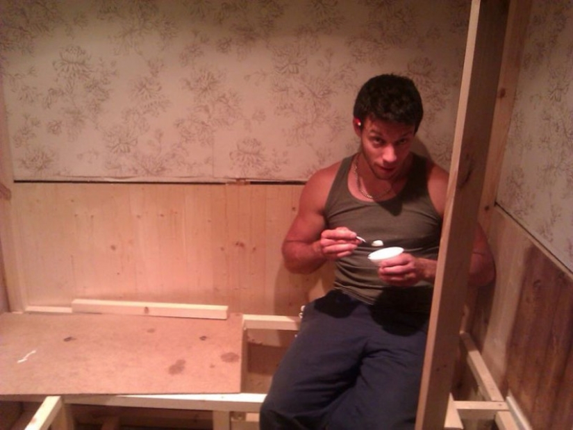 Y un hobbit se instaló en el patio inglés