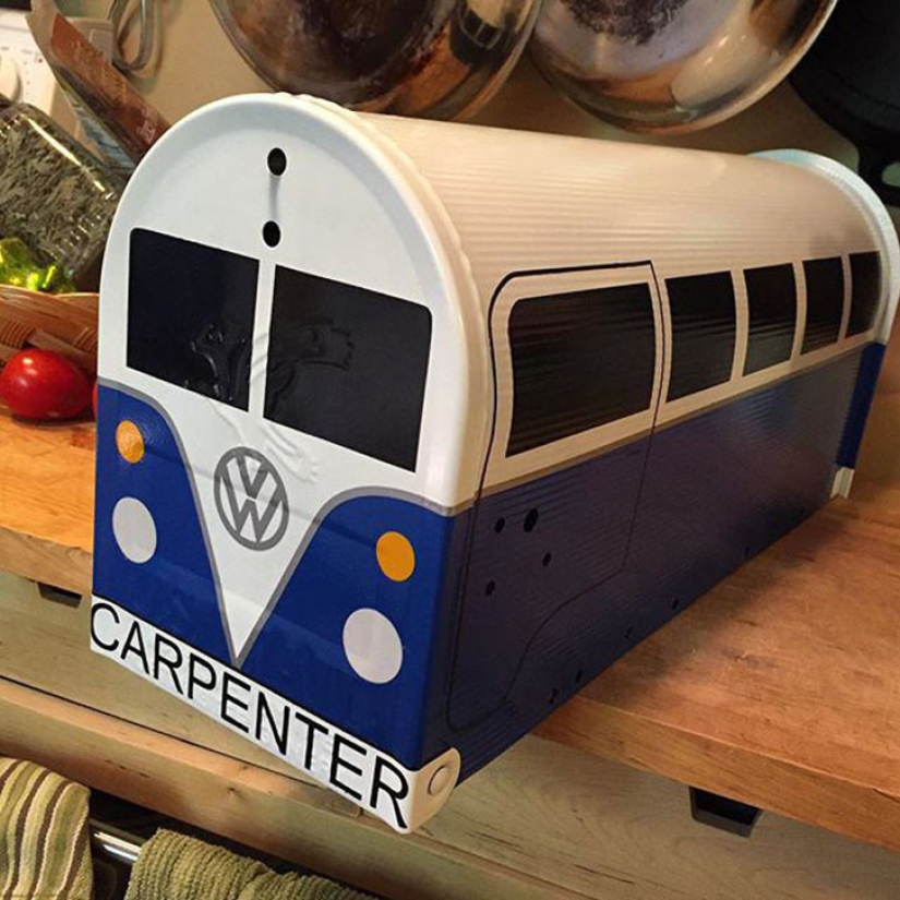 You have a letter: unusual, strange and funny mailboxes