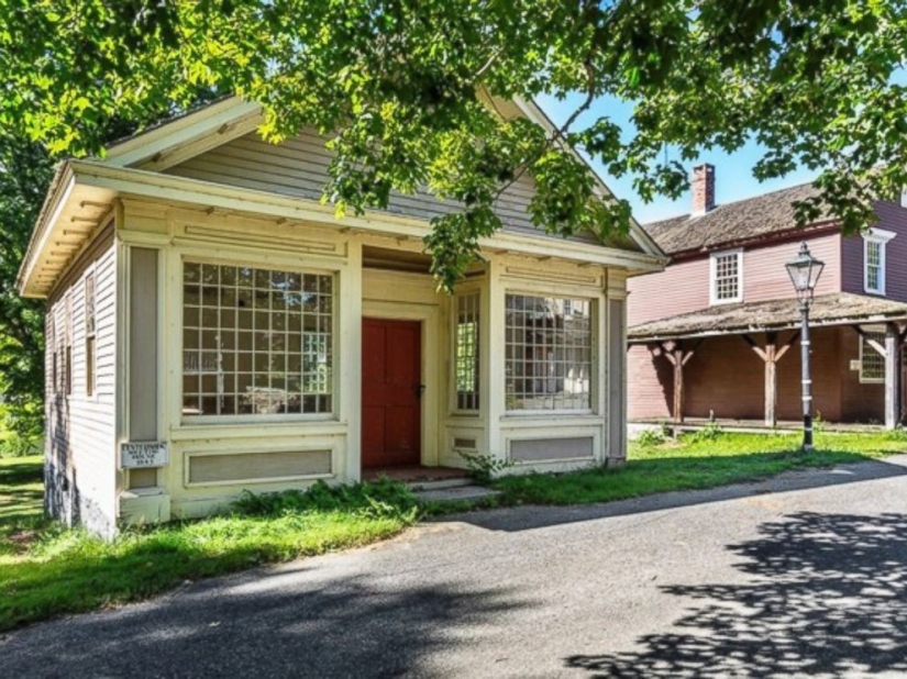 Your own city for $800,000 Your own city for $800,000