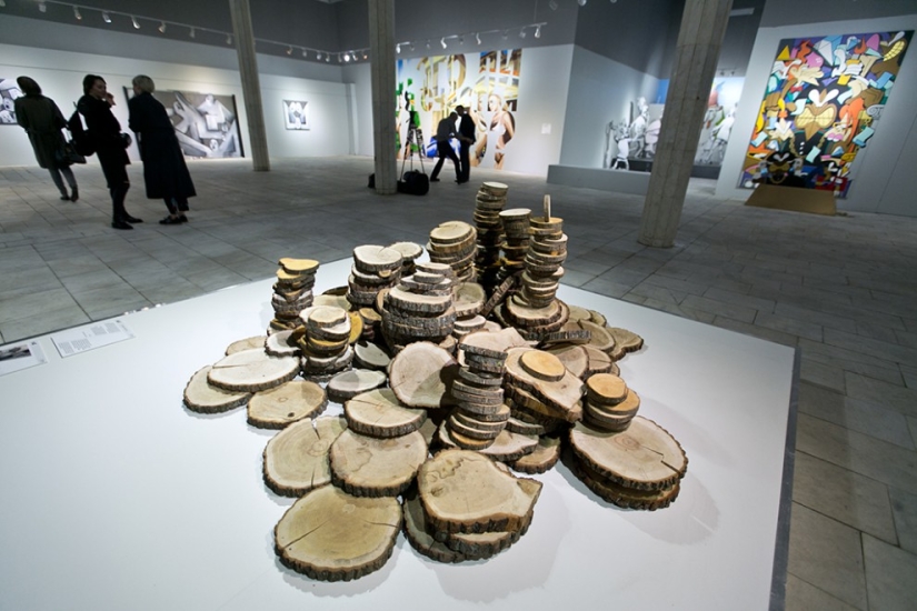 You're free: street artists against imposing products and services on people You're free: street artists against imposing products and services on people