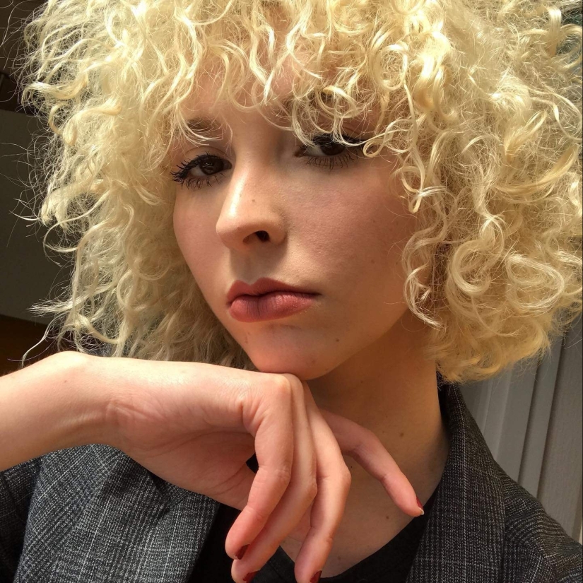 Zee Wisdom: 13 encantadoras fotos de la extravagante modelo británica Zee Wisdom: 13 encantadoras fotos de la extravagante modelo británica