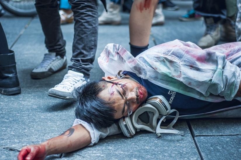 Zombie mob 2014 in Turin