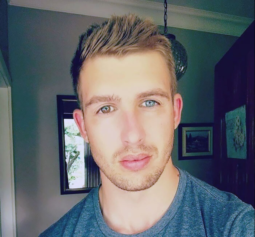 10 Photos Of People Who Drew Wild Cards In The Genetic Lottery