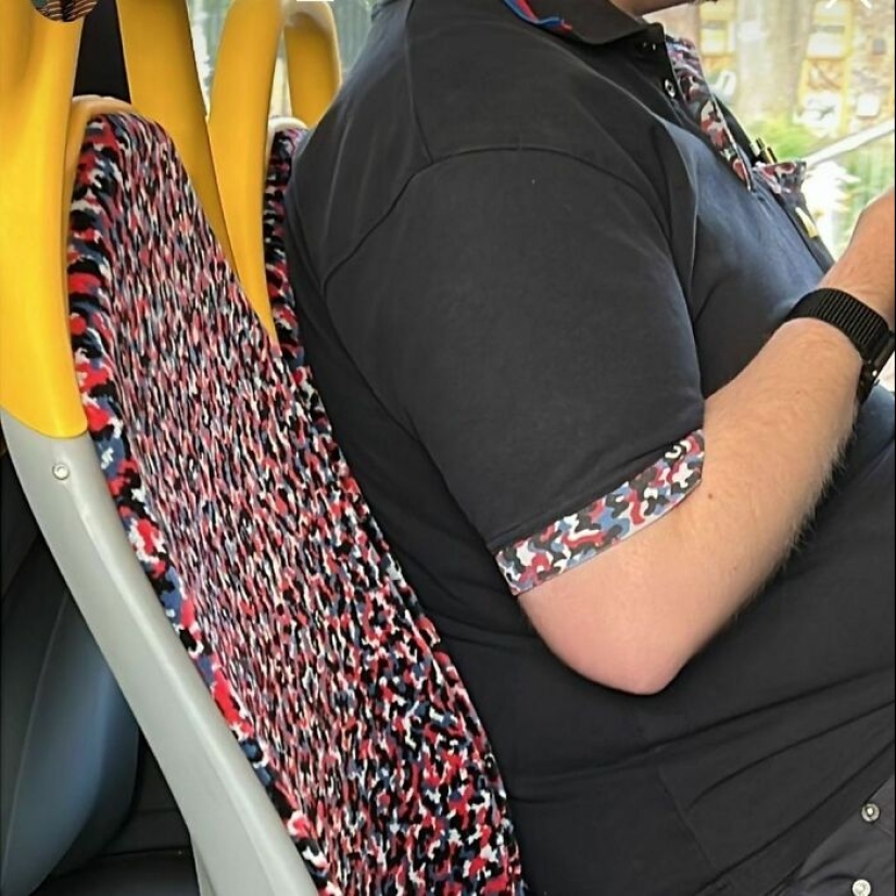 10 Times People Had To Look Twice To Understand What They Were Seeing On The Berlin Subway