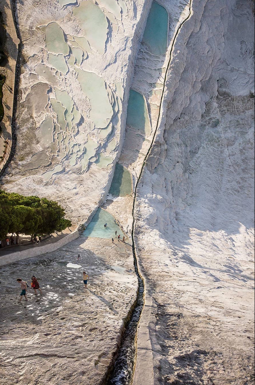 11 Altered Landscape Photos That Will Mess With Your Head, By This Artist