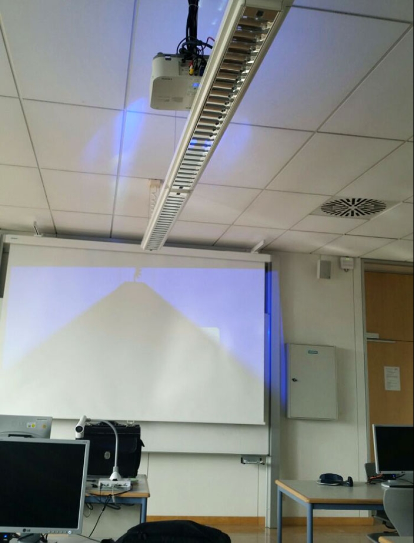 11 Design Fails In Public Places So Atrocious, They Make People Wonder How They Got Approved