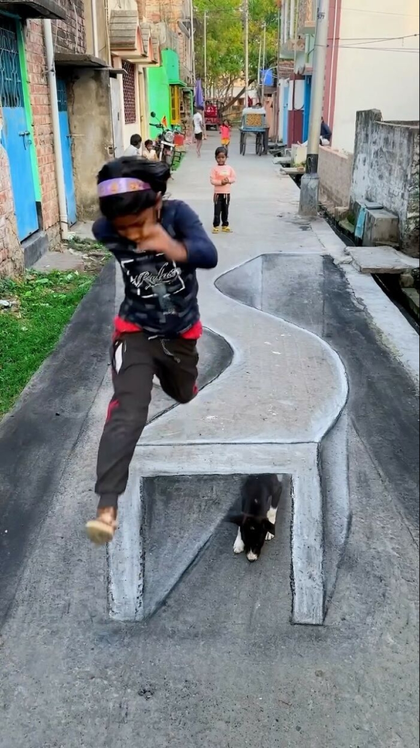 11 dibujos con tiza hechos por este profesor de arte entretienen a todo el vecindario