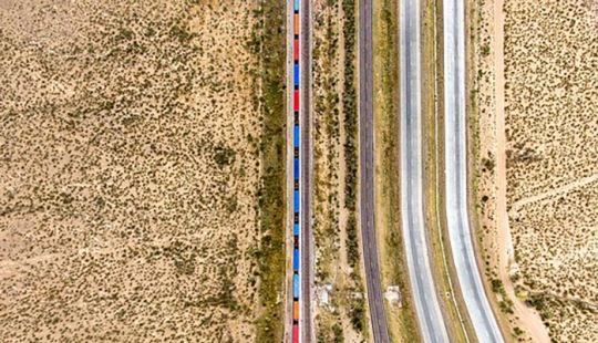 11 fotografías de paisajes alterados que te trastornarán la cabeza, tomadas por este artista