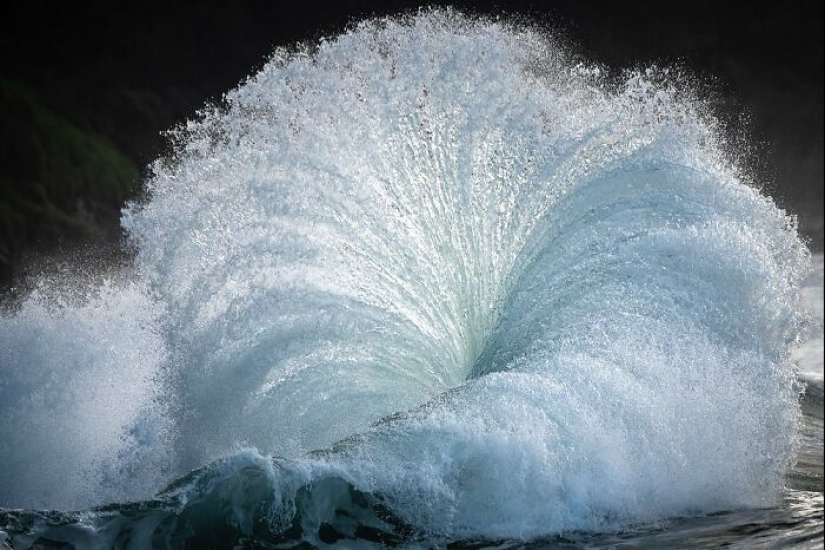 12 Breathtaking Wave Photos By Ray Collins 12 Breathtaking Wave Photos By Ray Collins