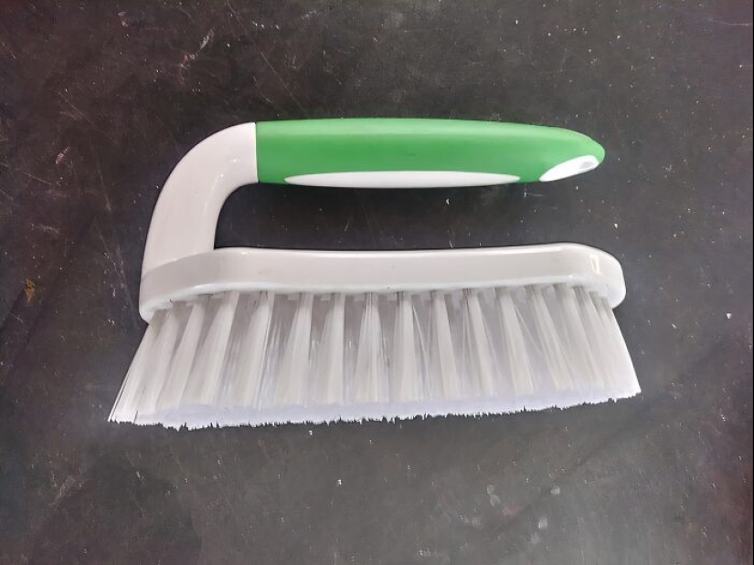 14 Hacks To Help You Maintain A Clean House, Making Your Chores A Lot Easier