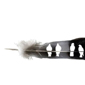 15 delicadas obras de arte hechas con plumas talladas por este artista