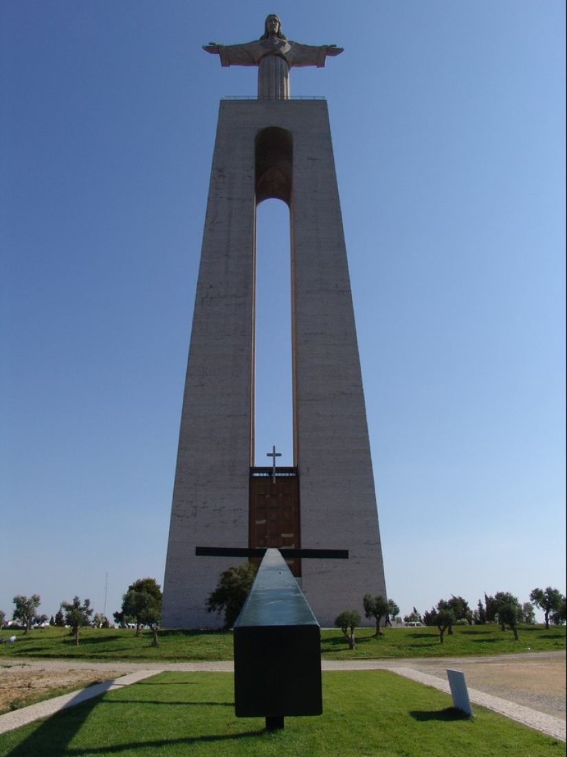 15 estatuas más altas y más grandes 15 estatuas más altas y más grandes