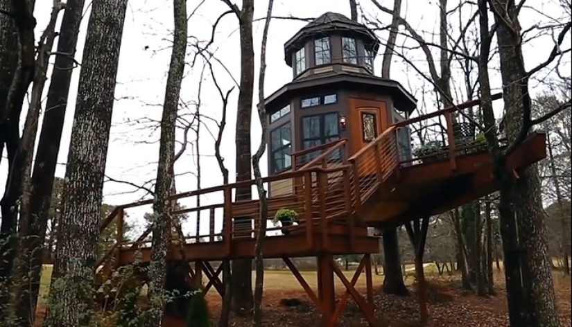 15 Expensive Things Celebrities Bought For Their Homes That Really Don’t Seem Worth The Money