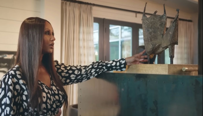 15 Expensive Things Celebrities Bought For Their Homes That Really Don’t Seem Worth The Money