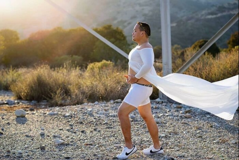 16 Customer Reviews So Funny, You'll Forget What You Were Shopping For