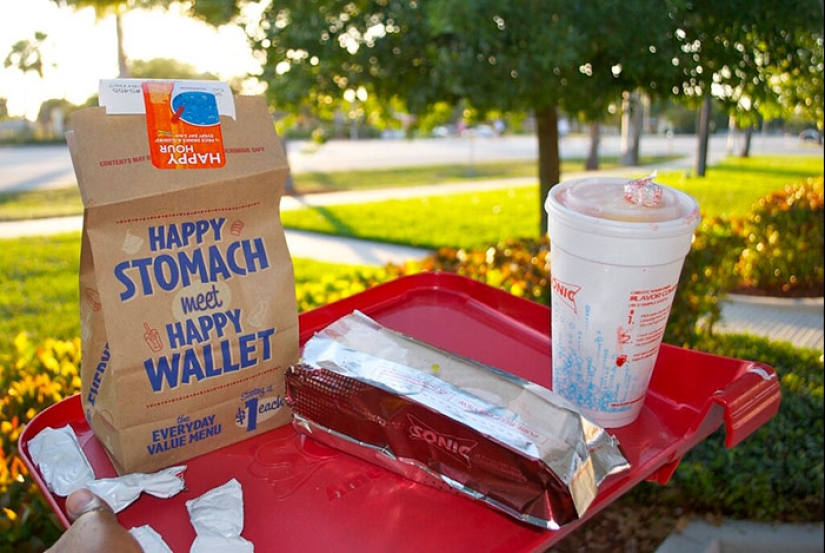 16 empleados de restaurantes de comida rápida señalan cosas que nunca se deben pedir