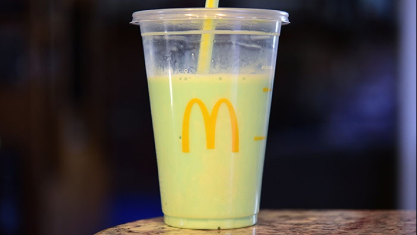 16 empleados de restaurantes de comida rápida señalan cosas que nunca se deben pedir