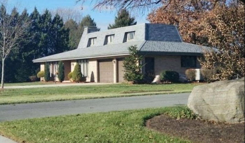 17 Cringeworthy Design Fails That Are So Bad, They’re Funny