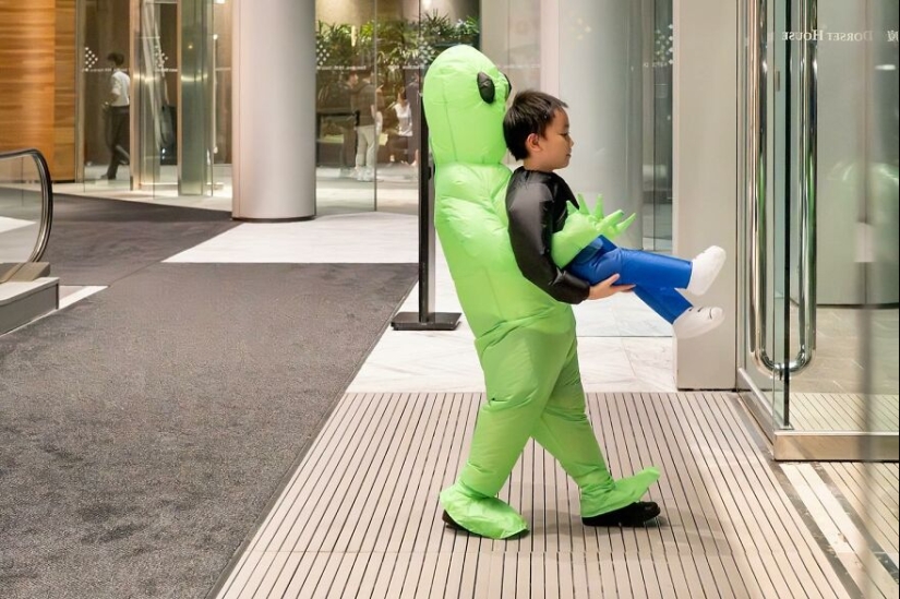 17 tomas perfectamente sincronizadas de Edas Wong 17 tomas perfectamente sincronizadas de Edas Wong