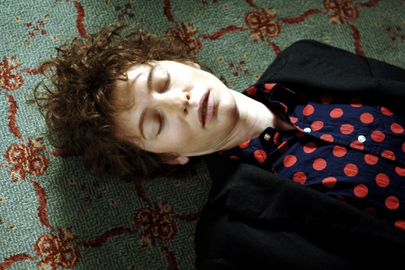 18 Best Roles Where Actors Had to Change Gender