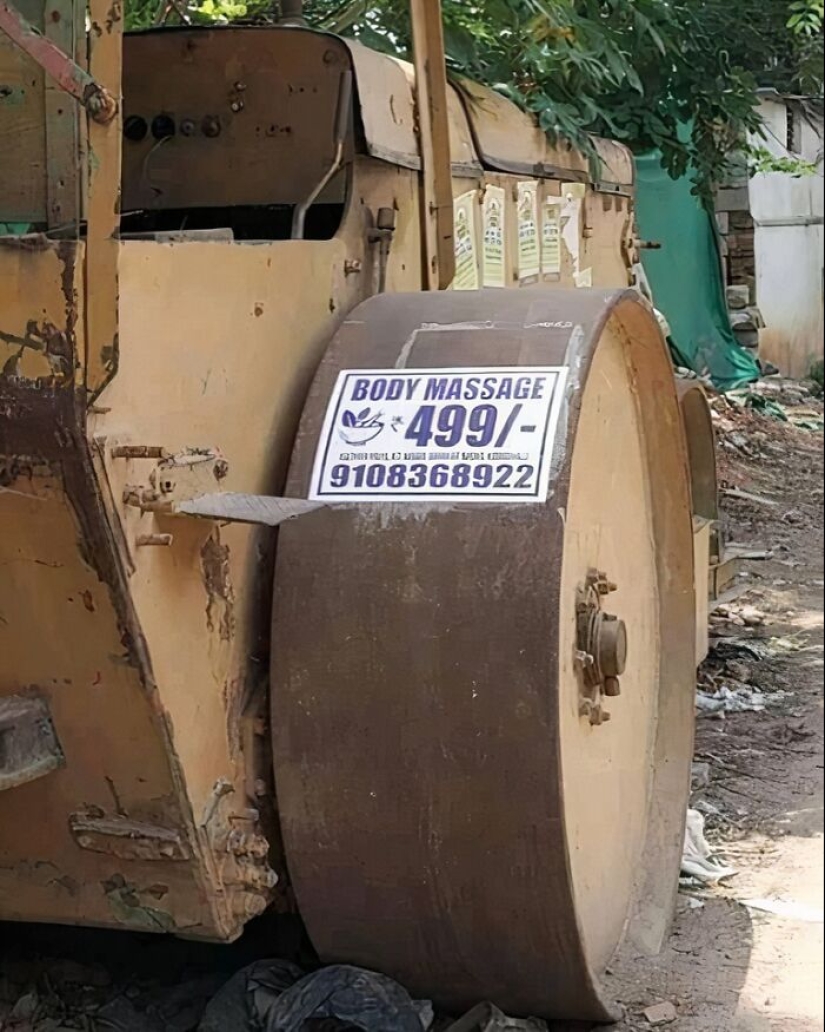 20 Random, Funny, And Unhinged Images That Show Off The Bizarre Side Of India