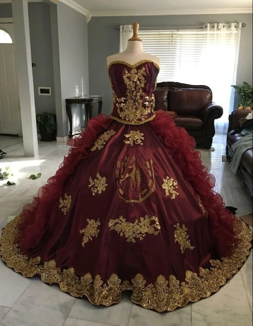 22 photos of girls in unique dresses that were sewn by themselves 22 photos of girls in unique dresses that were sewn by themselves