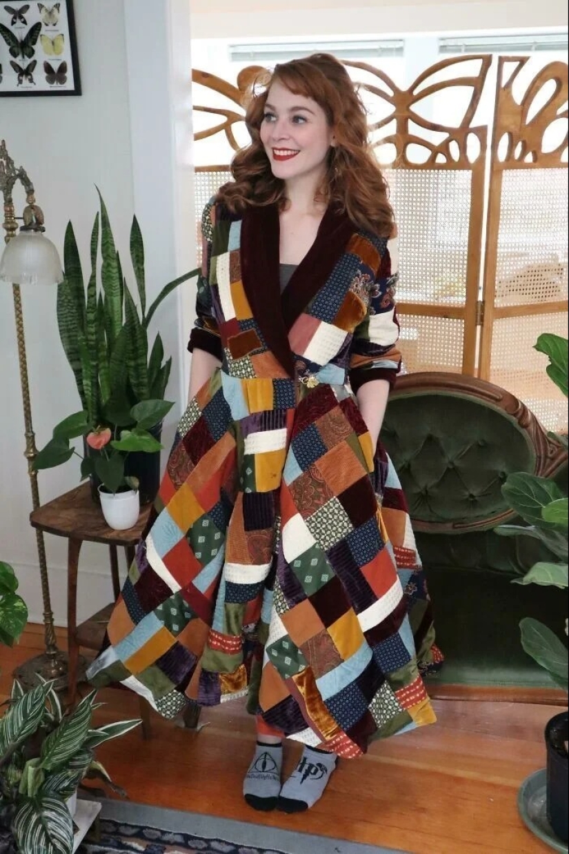 22 photos of girls in unique dresses that were sewn by themselves 22 photos of girls in unique dresses that were sewn by themselves