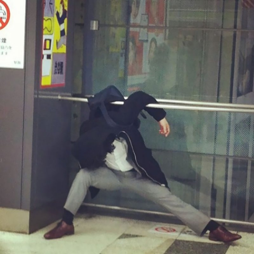 22 photos of people asleep in the most unexpected places