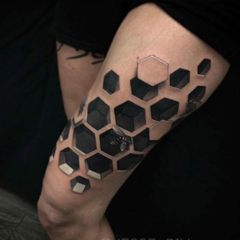 8 tatuajes alucinantes que capturan un mundo dentro de la piel hechos por este artista 8 tatuajes alucinantes que capturan un mundo dentro de la piel hechos por este artista