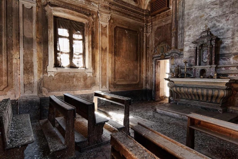 Abandoned places in pictures by Vincent Jansen Abandoned places in pictures by Vincent Jansen