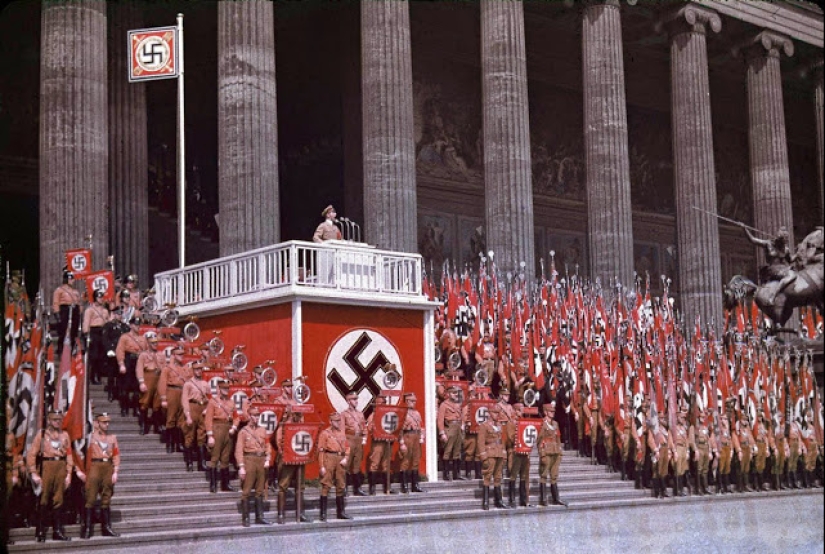 Alemania nazi en fotos a color de Hugo Jaeger, el fotógrafo personal de Hitler