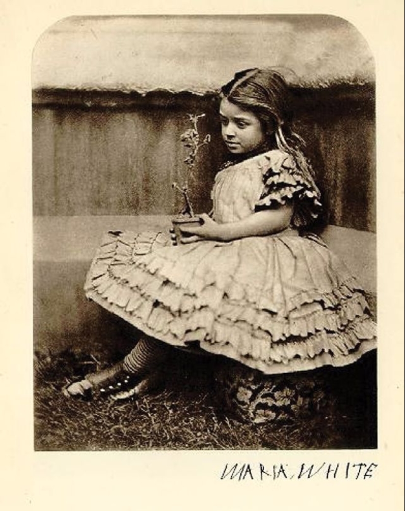 Alicia joven: retratos de niños de Lewis Carroll Alicia joven: retratos de niños de Lewis Carroll