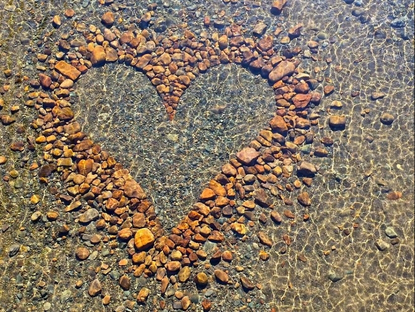 All the love and happiness: Amazing installation by David Allen All the love and happiness: Amazing installation by David Allen