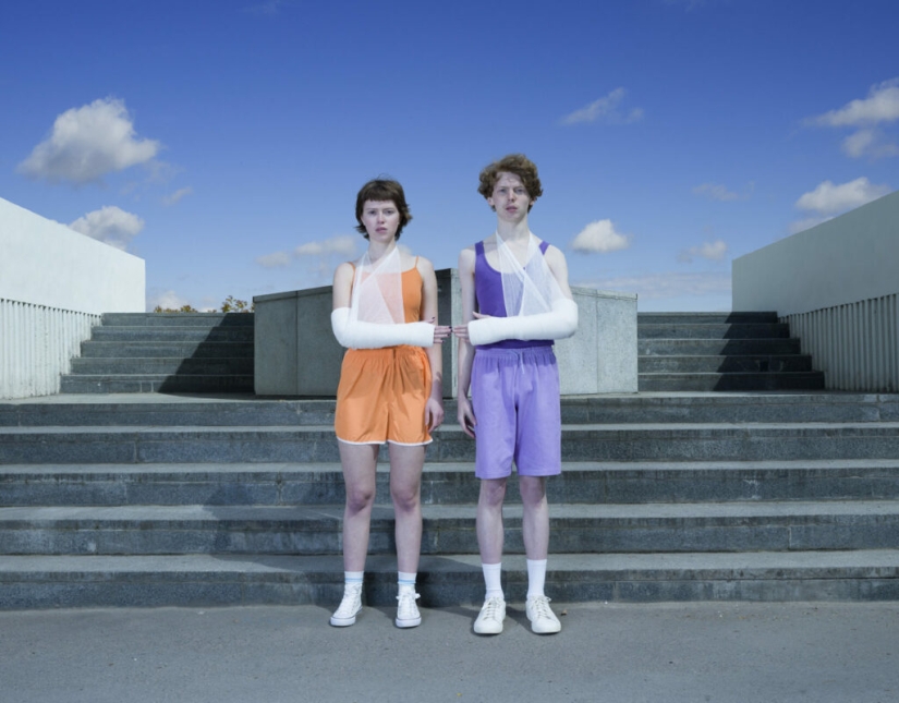 Beautiful and absurd works by Czech photographer Bara Prasilova Beautiful and absurd works by Czech photographer Bara Prasilova